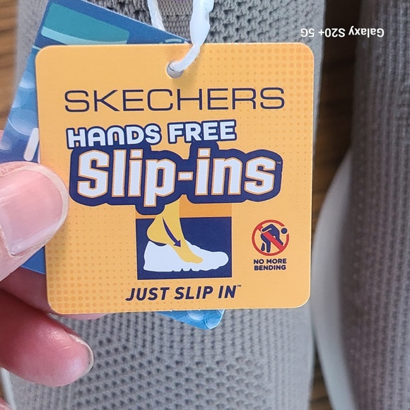 Sketchers slip ins - Picture 3 of 5